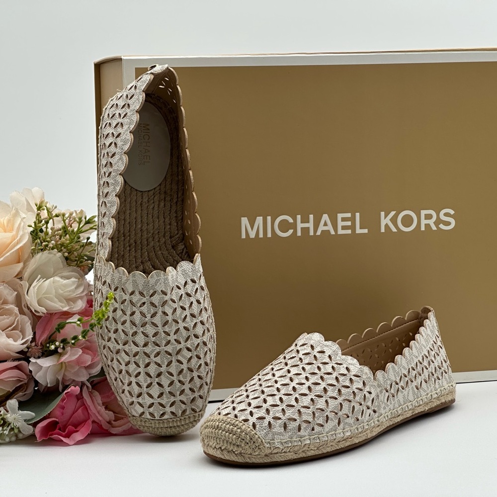 Michael Kors Slip On Vanilla Espadrilles Size 9